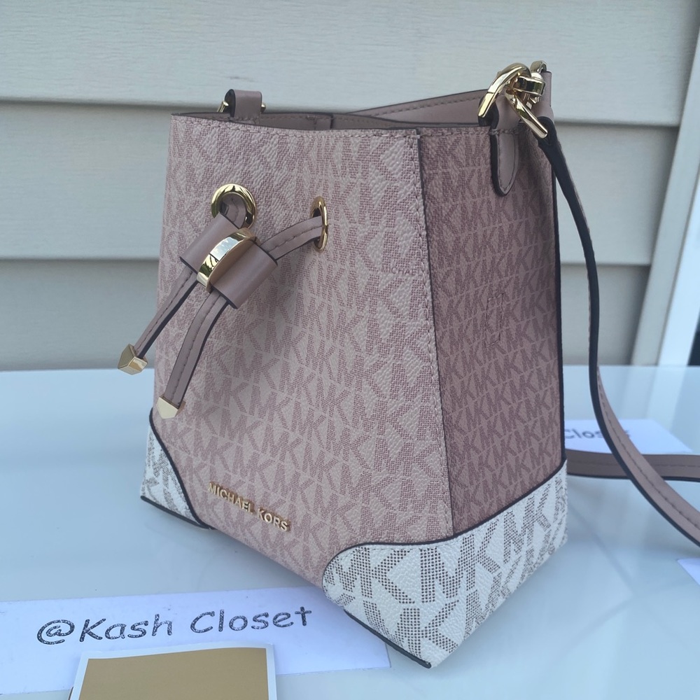 MK Mercer Gallery XS Convertible bucket Xbody Handbag - Picture 3 of 11
